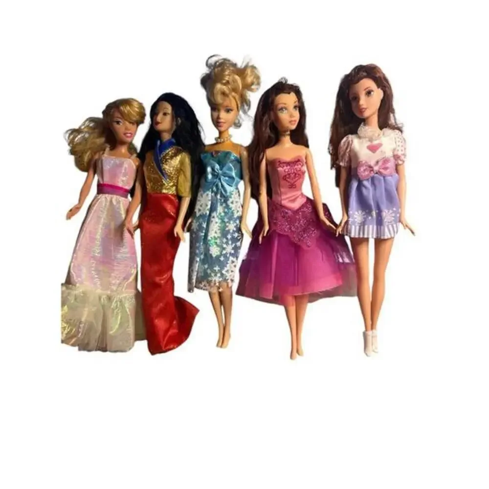 Barbie Mattel all 5  Barbie’s are 1999